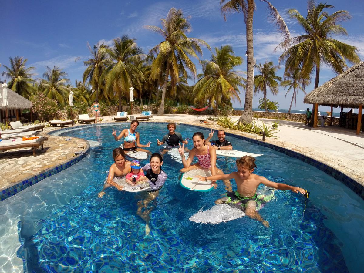 T-Land Resort Nembrala Exterior foto